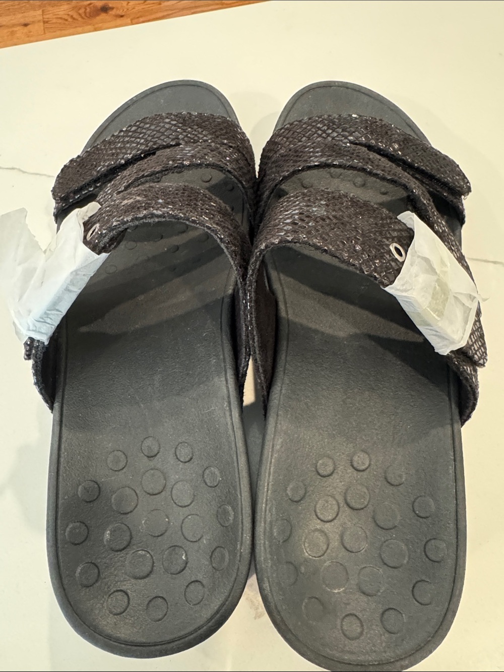 Vionic -Rio Sandals - Picture 3 of 9